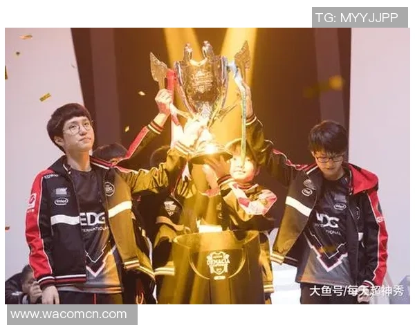 和平精英巨献：深入解析EDG战队的战术意识与团队协作技巧