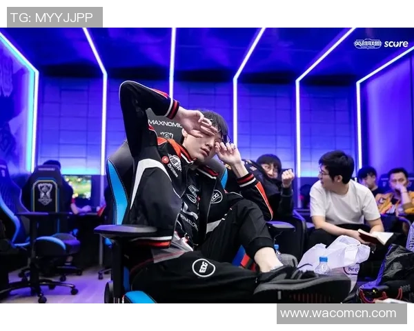 和平精英盛宴：深入解析EDG战队的战术灵活性与团队协作能力